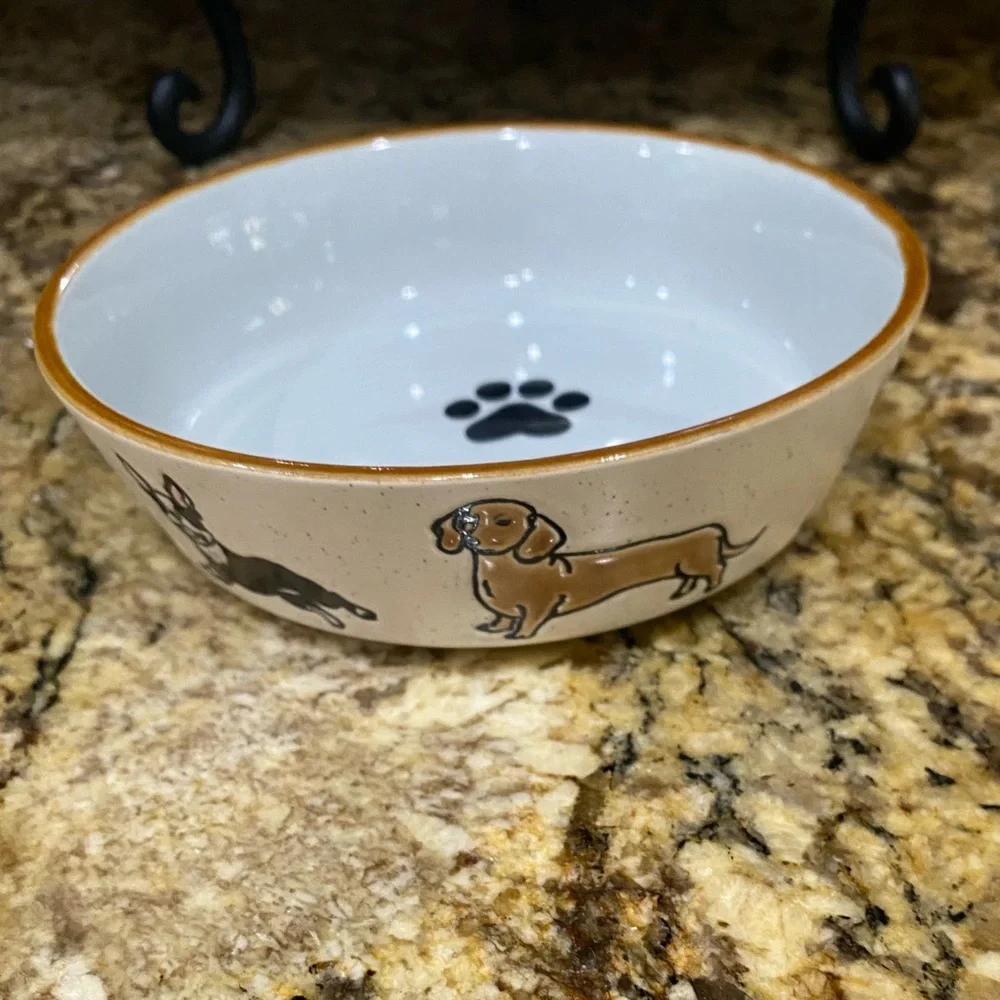 Spectrum Designz speckled 5” pet bowl - Charleston’s Dog Breed - Fabulou! NEW